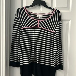 ELLE, ladies top, size XL